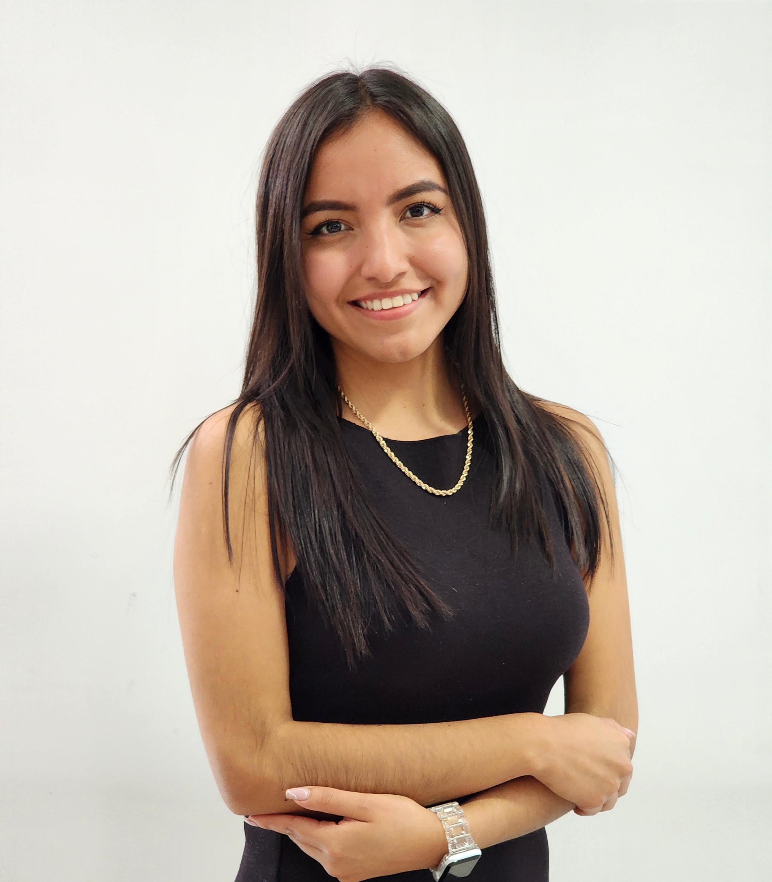 Estefany Hernandez - Abogada Litigante